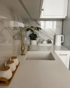 wastafel built-in